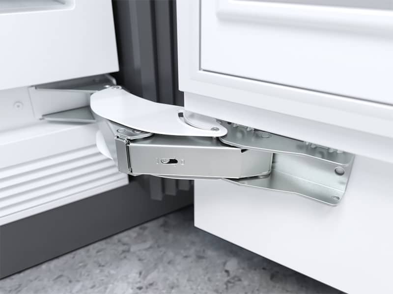 miele-freezer-column-11503550-close-view-hinge.jpg